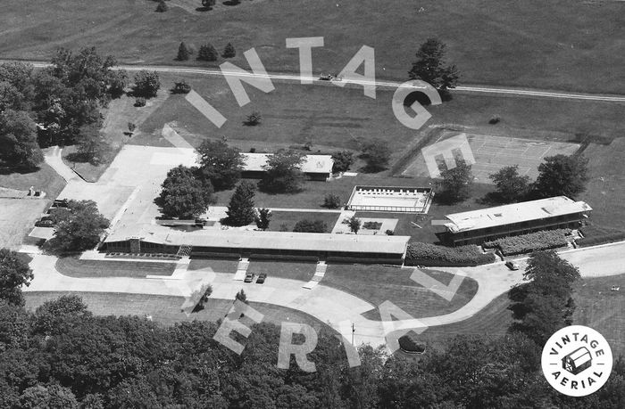 Birchwood Inn (Birchwood Farm Lodge) - 1999 (newer photo)